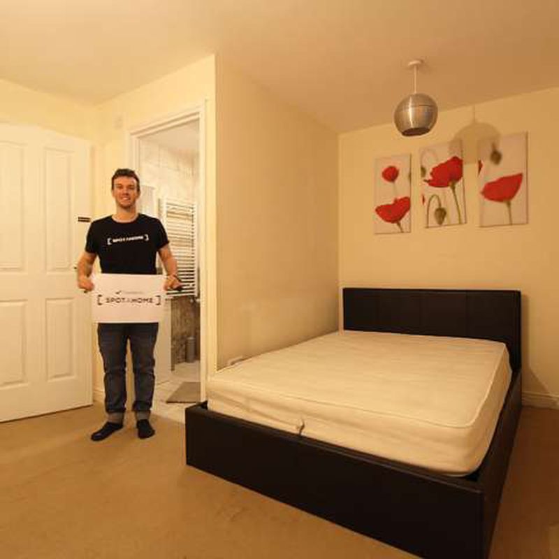 Ensuite room to rent in 3-bed houseshare in Barking, London Barking Riverside