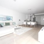 Rent 2 bedroom apartment of 108 m² in Bruxelles