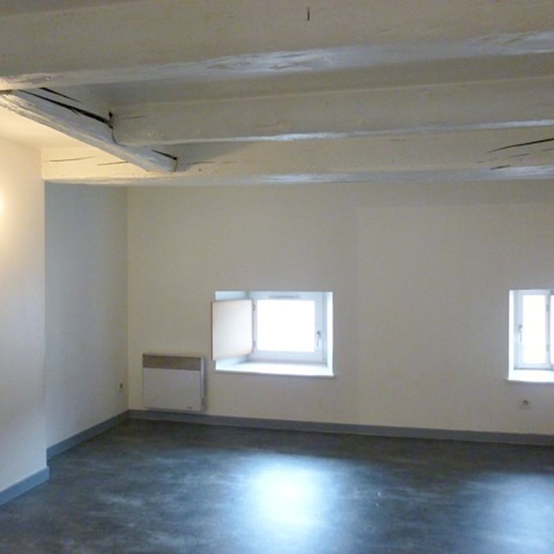 Location Appartement ancien -
 71 m²
 - Nancy 54000