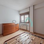 Rent 2 bedroom apartment of 79 m² in Oviedo