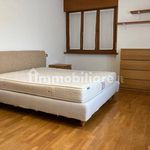 Affitto 4 camera appartamento di 115 m² in Udine