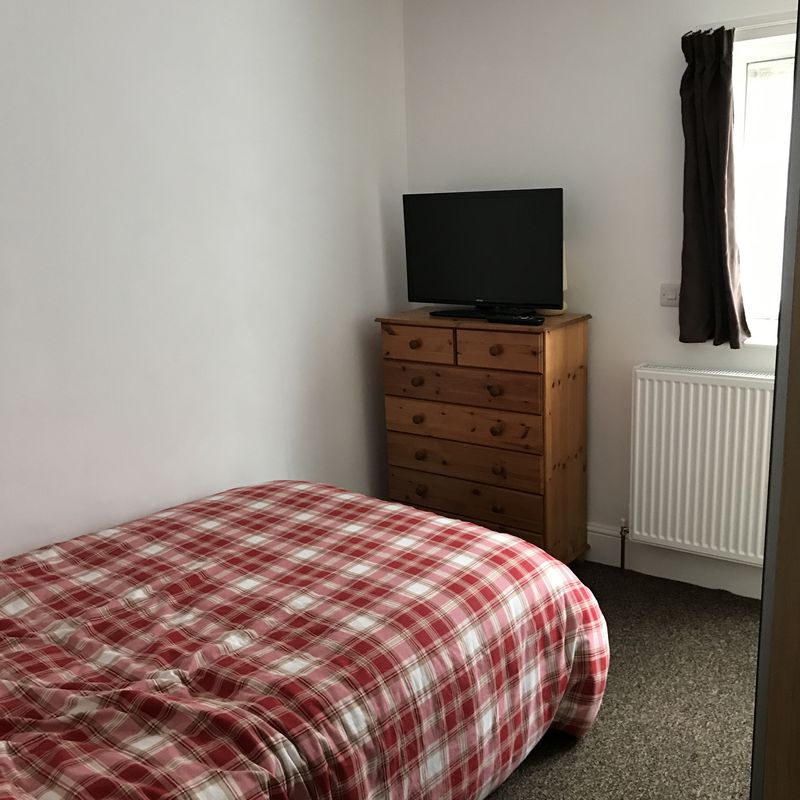 House For Rent in College Avenue, Leicester Whetstone