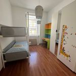 Affitto 4 camera appartamento di 43 m² in Genova