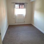 Rent 2 bedroom flat in Mansfield