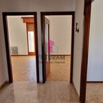Affitto 3 camera appartamento di 160 m² in Vicenza