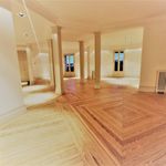 Rent 4 bedroom apartment of 410 m² in Madrid