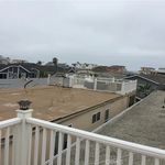 Rent 3 bedroom apartment of 140 m² in Newport Beach