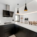 Rent 2 bedroom apartment of 80 m² in Puerto Banús