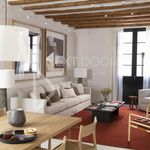 Rent 3 bedroom apartment of 200 m² in Barcelona