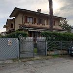 Rent 5 bedroom house of 150 m² in Pietrasanta