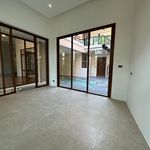 Rent 1 bedroom house of 560 m² in Phra Khanong Nuea