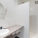 Rent 1 bedroom apartment of 46 m² in Lyon