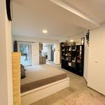 Rent 5 bedroom apartment of 60 m² in Stuttgart