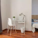 Rent 15 bedroom apartment in València