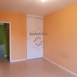 Rent 3 bedroom apartment of 61 m² in Saint-Affrique