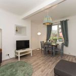 Rent 2 bedroom apartment of 77 m² in Birkenshaw