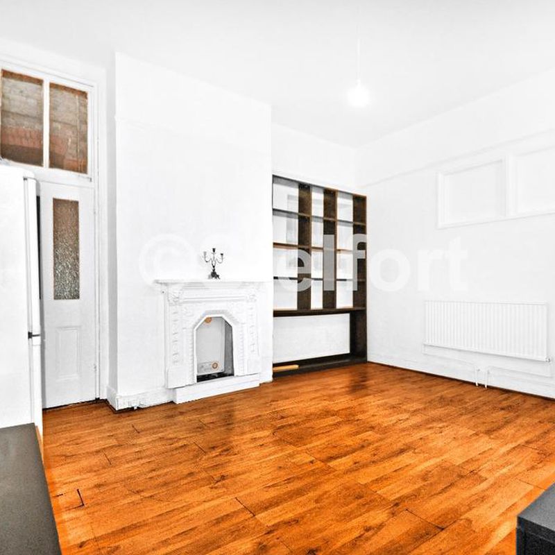 3 bedroom flat to rent North Finchley