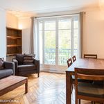 Appartement de 80 m² avec 3 chambre(s) en location à Paris 6e Arrondissement