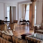 Rent 6 bedroom apartment of 361 m² in Paris