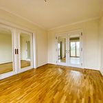 Rent 4 bedroom house of 215 m² in Sint-Lambrechts-Woluwe