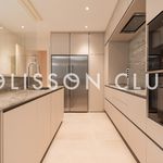 Rent 5 bedroom apartment of 473 m² in Madrid