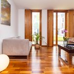 Rent 3 bedroom house of 158 m² in Alcantarilha e Pêra