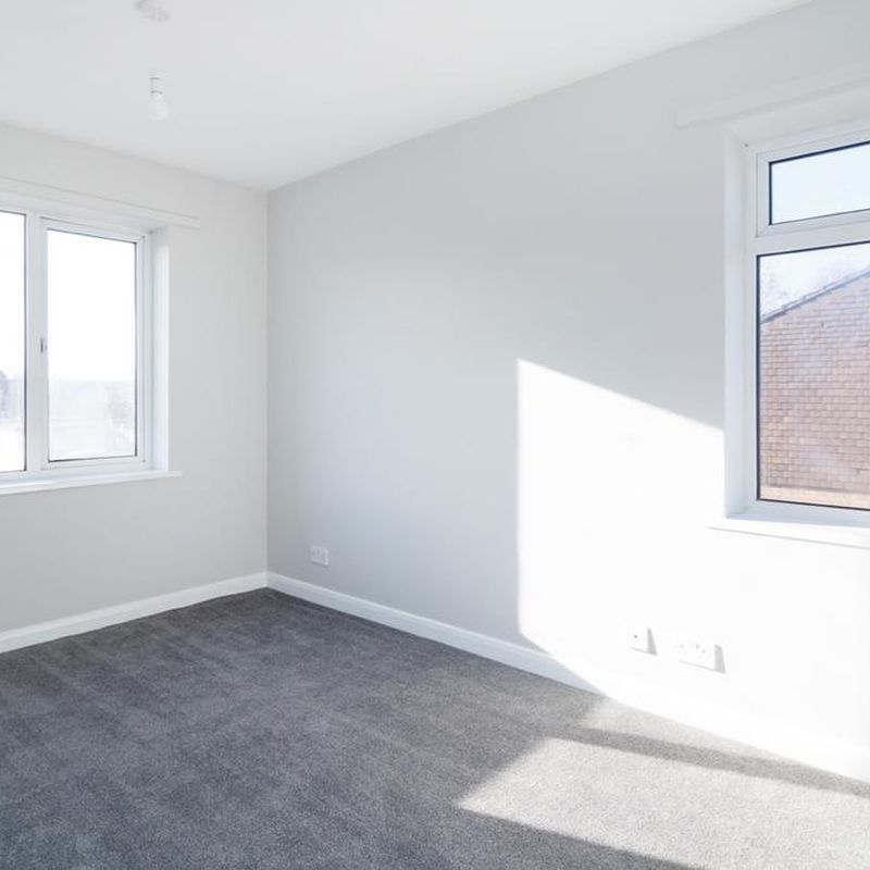 3 bedroom end of terrace house to rent Northgate
