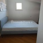 Rent 4 bedroom house of 230 m² in Villasanta