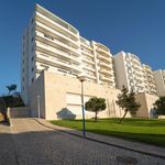 Rent 4 bedroom apartment of 178 m² in Cascais