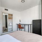 Rent 1 bedroom apartment of 46 m² in Madrid