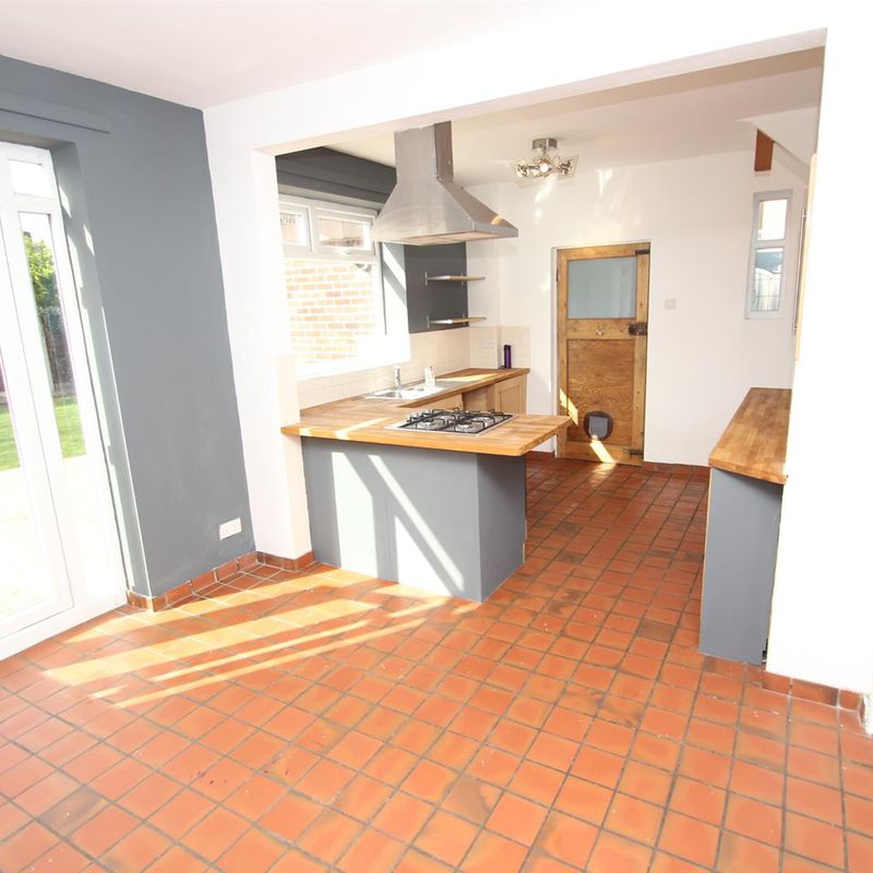 To Let3 Bed House - Semi-Detached Stretford