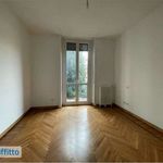 Rent 3 bedroom apartment of 76 m² in Milan