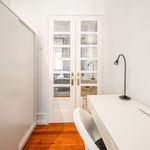 Rent 6 bedroom apartment of 8 m² in Lisbon
