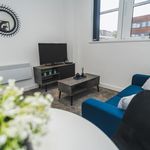 Rent 1 bedroom flat of 50 m² in Wakefield