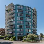 Rent 3 bedroom apartment of 122 m² in West Vancouver