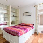 Rent a room of 250 m² in Paris