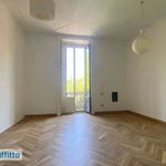 Rent 3 bedroom apartment of 124 m² in Milano