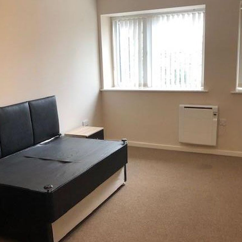 Flat to rent in Larch House, High Street, Kingswinford DY6