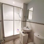Rent 2 bedroom flat in Reigate and Banstead
