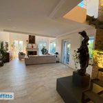 Rent 6 bedroom house of 350 m² in Anzio