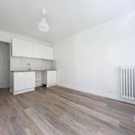 Rent 2 bedroom apartment of 29 m² in Boulogne-Billancourt