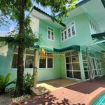 Rent 1 bedroom house of 640 m² in Khlong Tan
