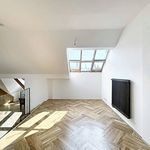 Rent 2 bedroom apartment of 99 m² in Praha