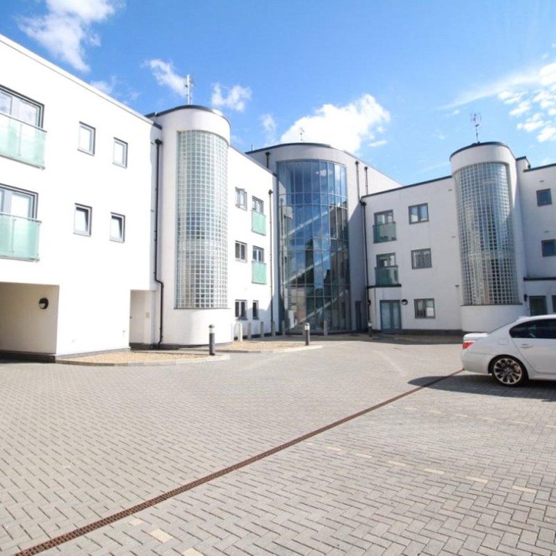 2 bed Flat/Apartment New Instruction Green Lanes, Palmers Green £1,800 PCM Fees Apply Hainault