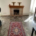 Rent 5 bedroom apartment of 137 m² in Roma