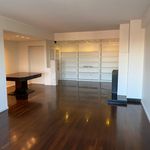 Rent 4 bedroom apartment of 200 m² in Porto