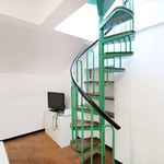 Affitto 4 camera appartamento di 84 m² in Genova