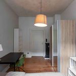 Rent a room of 90 m² in frankfurt