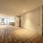 Rent 6 bedroom house of 420 m² in Ixelles