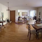 Rent 3 bedroom apartment of 145 m² in Simopoulo